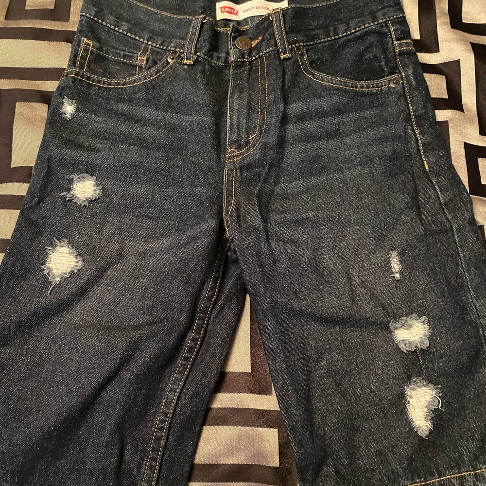 Boys size 10, Levies shorts.